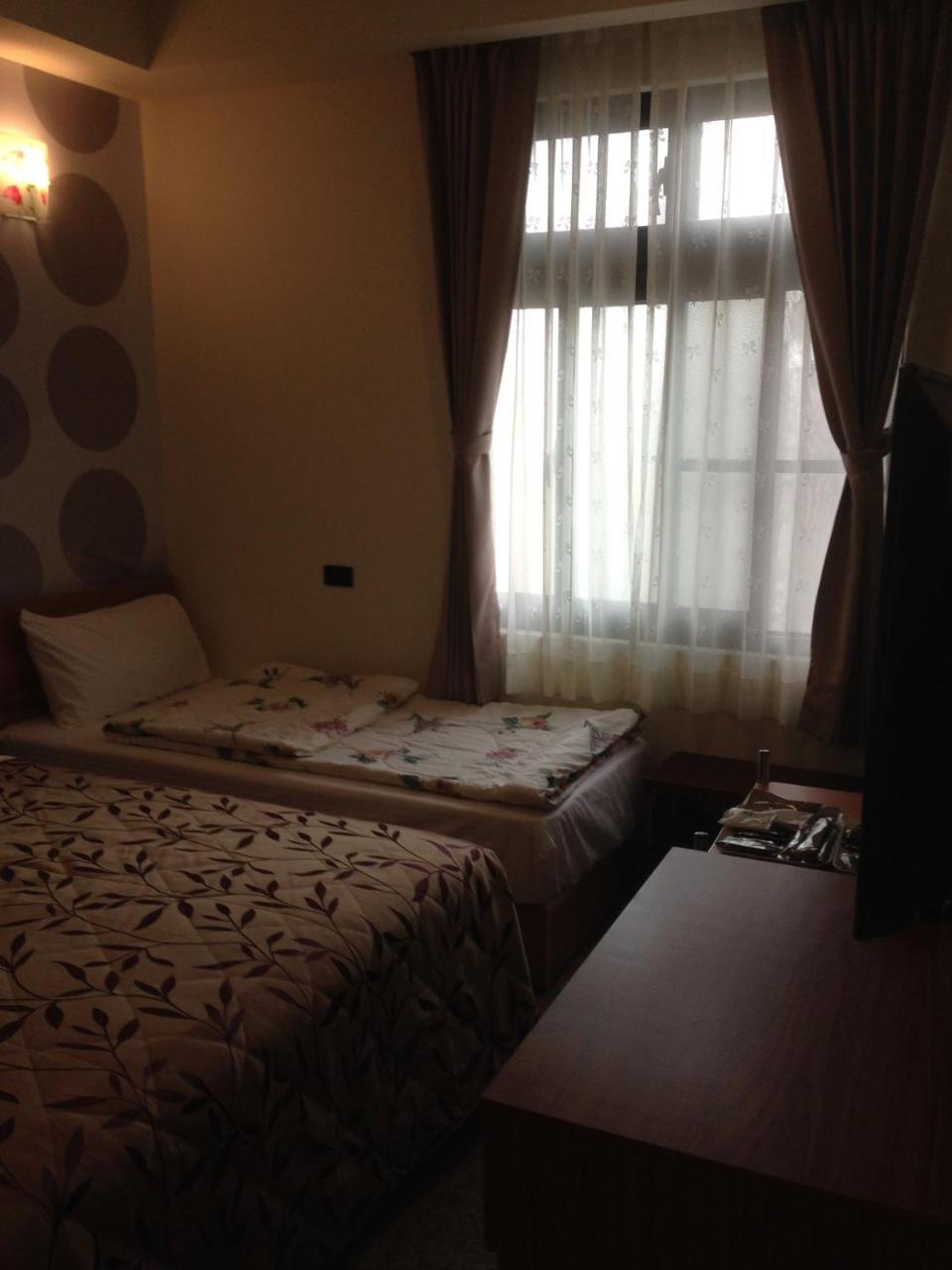 Hongfu Elegant Business Hotel Zhongli Esterno foto